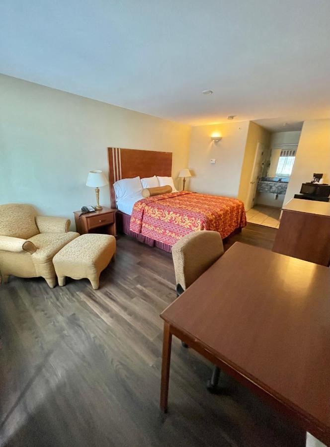 Riviera Inn&Suites Esterno foto
